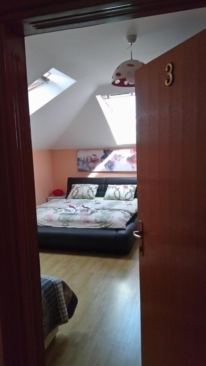 Guesthouse Jelic Teslić Buitenkant foto